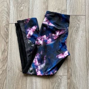 Onzie Mesh Panel Crop Leggings Size XS